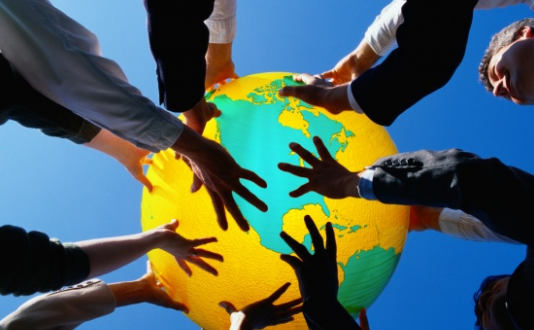 A është feja opium për masat?