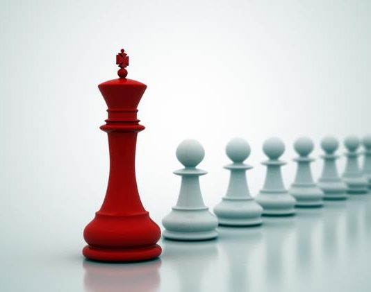 Psikologjia e tiranisë: Miti i tiranit të drejtë