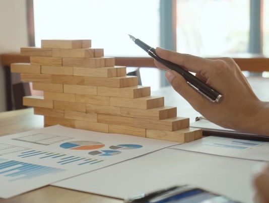 4 fazat e përgatitjes së plotë të një njeriu të suksesshëm