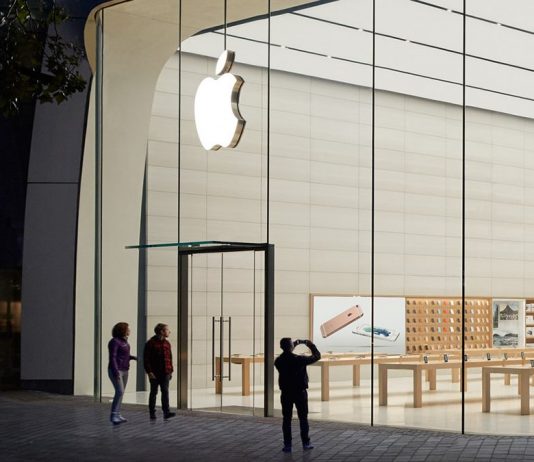 Dyqanet e Apple rihapen nga e hëna