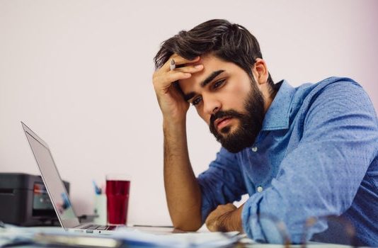 Si ta kontrolloni stresin në punë