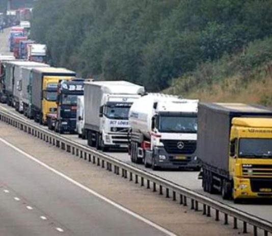 Eksportet e Shqipërisë me Kosovën u ulën për 4 miliardë lekë