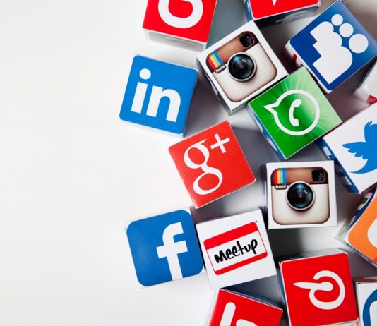 Rrjetet sociale shkatërrojnë shëndetin mendor të adoleshentëve