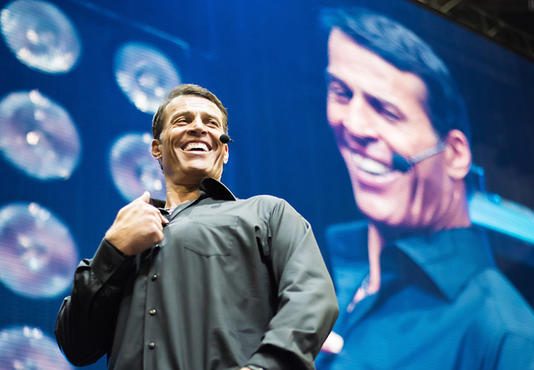 Sekretet e Tony Robbins për vendosjen efektive të qëllimeve