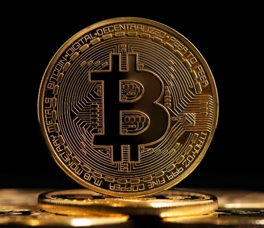 A duhet të investoni në bitcoin?
