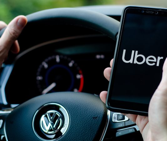 Uber ndryshon politikë, arrin marrëveshje me një sindikatë