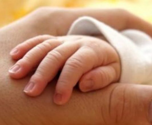 Hapet aplikimi për shtesat e fëmijëve dhe pagesën e lehonave