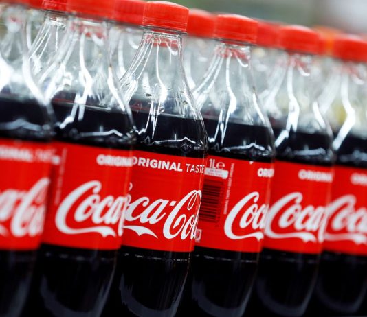 Coca-Cola rrit parashikimin e fitimit në krahasim me presionet e kostos