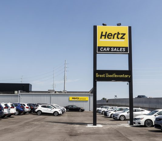 Falimentoi gjatë pandemisë/ “Hertz” do të blejë 100 mijë Tesla për t’u rimëkëmbur