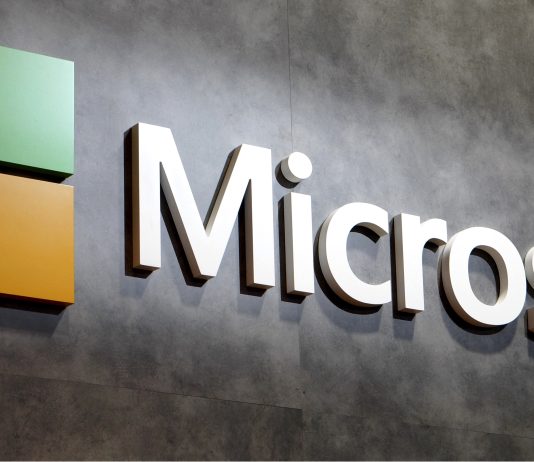 Microsofti: Hakerët e mbështetur nga Rusia synojnë shërbimet “cloud”