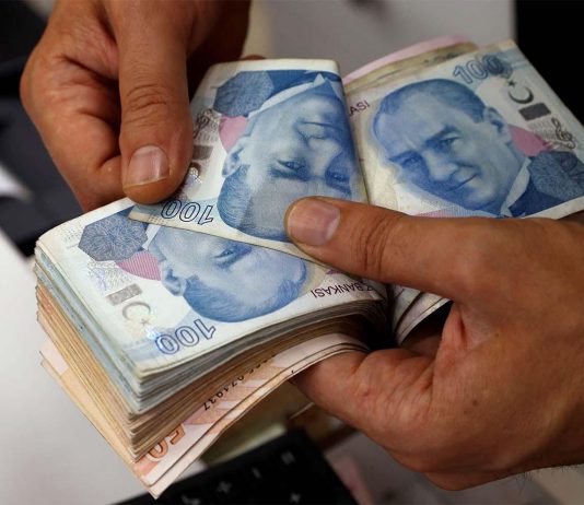Lira turke, në nivelin më të ulët historik – Bie në 9.66 kundër dollarit pas uljes “surprizë” të normës së interesit
