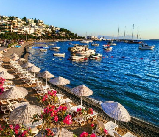 50 mln turistë, Turqia synon 50 miliardë dollarë të ardhura nga turizmi në vitin 2023
