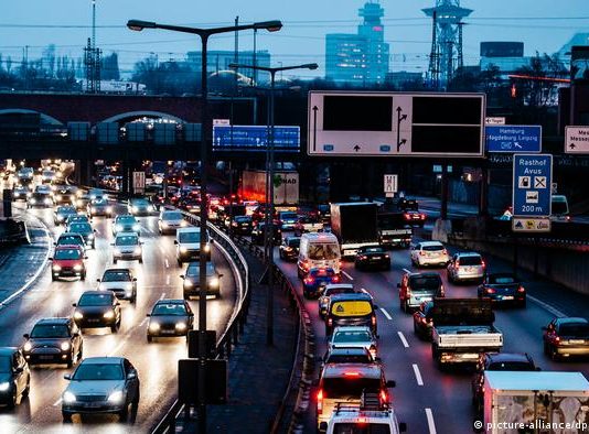 Sa vende pune do të kushtojë heqja e motorit me naftë?
