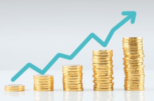 Bankat komerciale ngrisin çmimet e shërbimeve