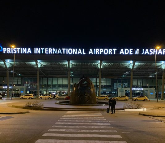 Profesionistët po braktisin Kosovën