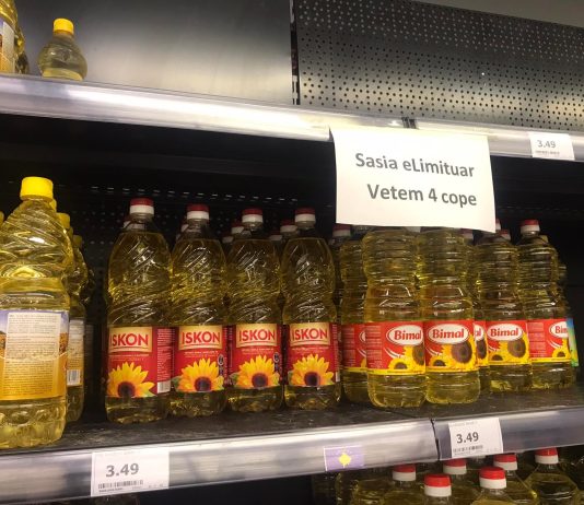 Si ndryshoi çmimi i vajit ushqimor ndër vite?