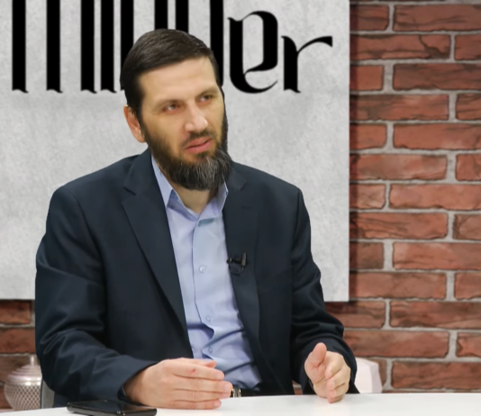 Fatkeqësia e një kombi të paintegruar me veten