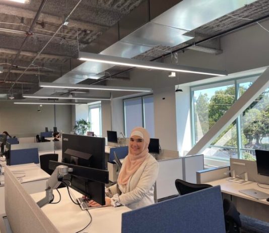 Hava Maloku, shqiptarja e vetme pjesë e rrjetit të famshëm social, LinkedIn