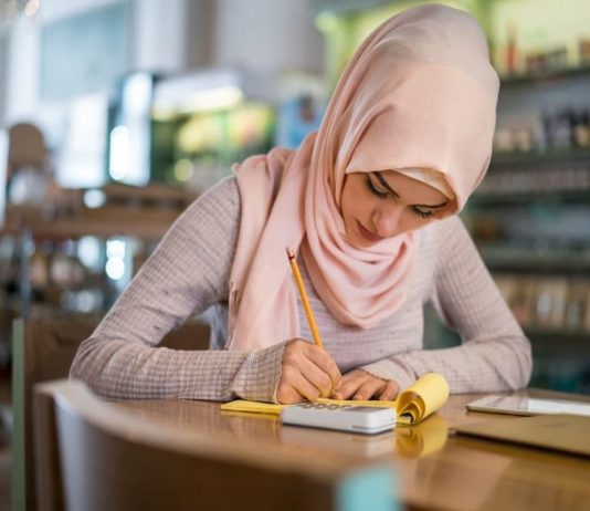 Rikthimi i nismës për lejimin e bartjes së shamisë në shkolla