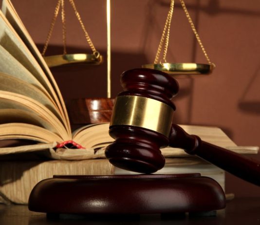 Drejtësinë, përpara bamirësisë