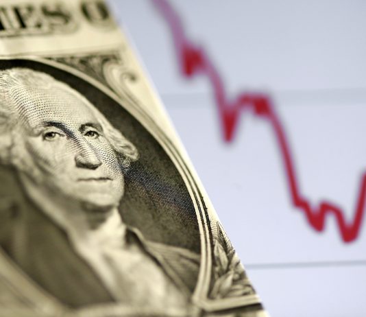 Si po ndikon forcimi i dollarit tek ekonomitë botërore?