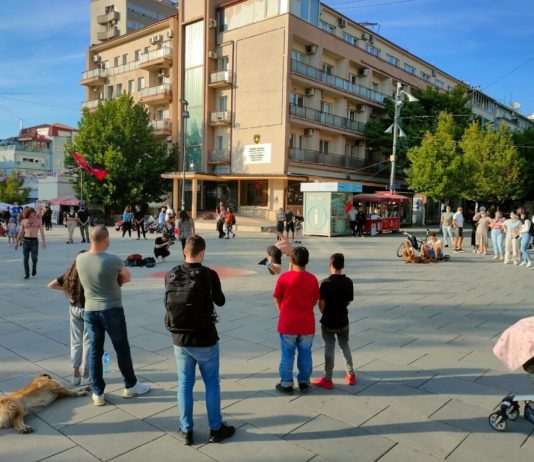 Alarmi i ASK-së: 106 mijë të rinj në Kosovë të shkëputur krejtësisht nga tregu i punës