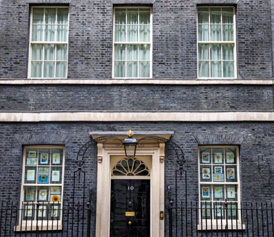 Truss ishte në pushtet për 45 ditë në Britani – ajo do të marrë 132 mijë euro në vit për pjesën tjetër të jetës