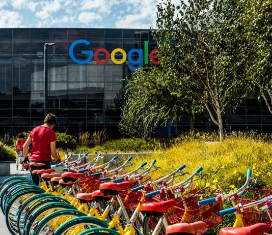 Strategjia e Google për të rritur produktivitetin, duke i bërë të lumtur punonjësit