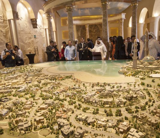 Jo vetëm futboll në Katar, edhe fe!