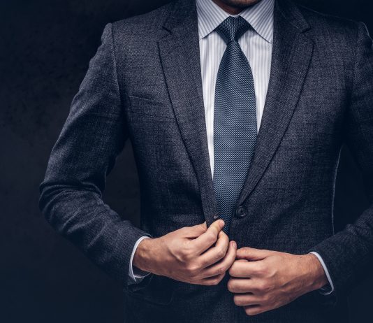 Disa teknika që do t’ju japin më shumë vetëbesim në punë