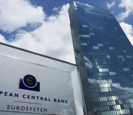 “Ne duhet të bëjmë punën tonë”, zyrtari i lartë i BQE mbron rritjen e normave të interesit për të luftuar inflacionin