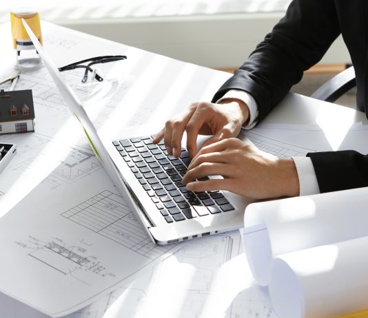 Të vishesh mirë do të thotë të jesh i suksesshëm? Ja çfarë tregojnë studime