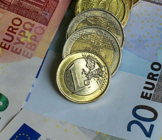 Ekonomistët: Rritja e tatimeve do ta thellojë krizën e qytetarëve