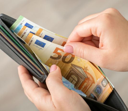 Gjermani: Kush e ka rrogën më të lartë se kancelari?