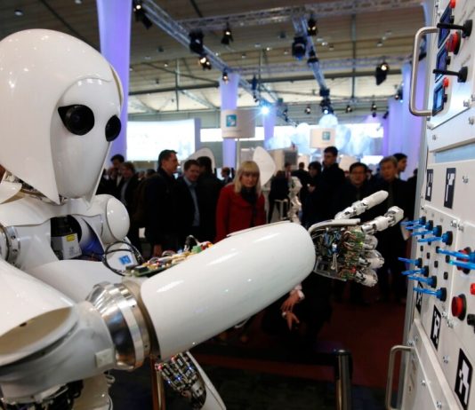 A po i zëvendësojnë robotët punëtorët në Kosovë?