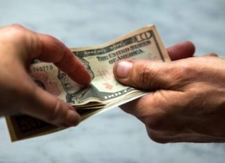 A e kanë obligim ligjor bizneset që t`ua rikthejnë paratë blerësve të ‘penduar’?