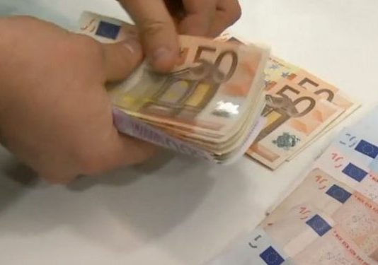 “Sa e ke pagën?”: Mëso si të përgjigjesh nëse nuk dëshiron të tregosh