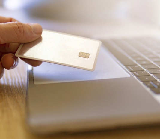 Kartë krediti e bazuar në Tavarruk